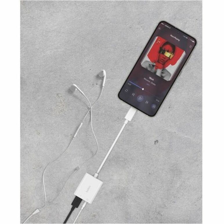 Belkin RockStar 3.5mm Audio + USB-C Charge Adapter NPA004btWH