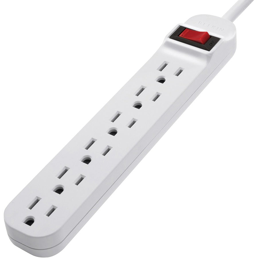 Multiprise Belkin à 6 prises - Cordon de 1,5 m - Blanc F9P609-05R-DP