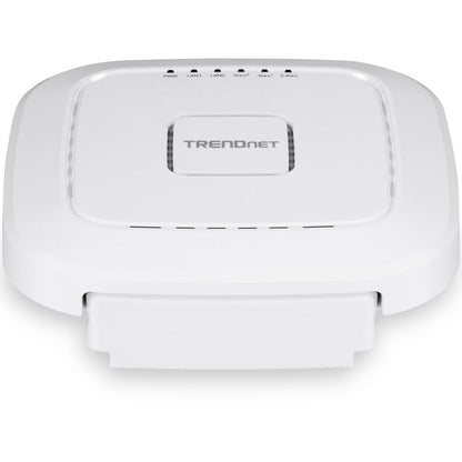 Point d'accès sans fil intérieur PoE+ tri-bande AC2200 TRENDnet, bandes WiFi AC 867 Mbps + WiFi N 400 Mbps, Wave 2 MUMIMO, pont client, WDS, AP, pont WDS, station WDS, modes répéteur, blanc, TEW-826DAP TEW-826DAP