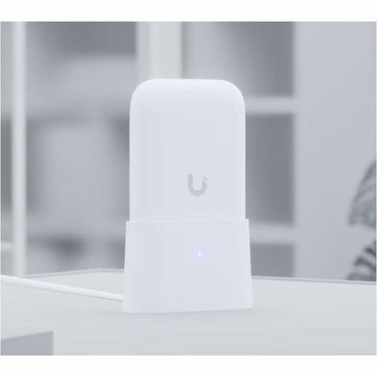 Point d'accès sans fil Ubiquiti double bande IEEE 802.11 a/b/g/n/ac 866,70 Mbit/s - Intérieur/extérieur UK-ULTRA-US