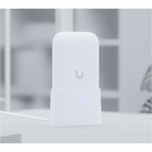 Point d'accès sans fil Ubiquiti double bande IEEE 802.11 a/b/g/n/ac 866,70 Mbit/s - Intérieur/extérieur UK-ULTRA-US