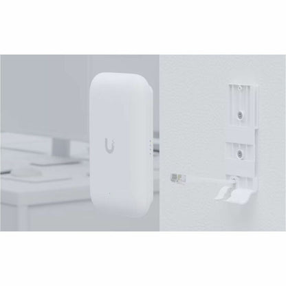 Point d'accès sans fil Ubiquiti double bande IEEE 802.11 a/b/g/n/ac 866,70 Mbit/s - Intérieur/extérieur UK-ULTRA-US