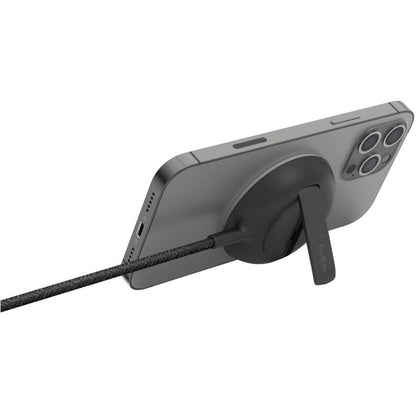 Chargeur sans fil portable Belkin BOOST↑CHARGE PRO avec MagSafe 15 W WIA004TTBK