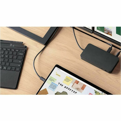 Tablette Microsoft Surface Pro 10 - 13" - Technologie vPro - 64 Go - SSD 1 To - Windows 11 - 5G - Platinum EP2-26314