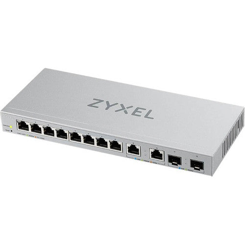 Commutateur multi-Gigabit géré par le Web ZYXEL 12 ports avec 2 ports 2,5G et 2 ports 10G SFP+ XGS1210-12