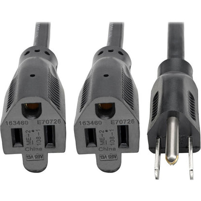 Câble d'extension de cordon d'alimentation Tripp Lite 19 pouces, répartiteur en Y 5-15P vers 5-15R 13A 16AWG 18" P024-18N-13A-2R