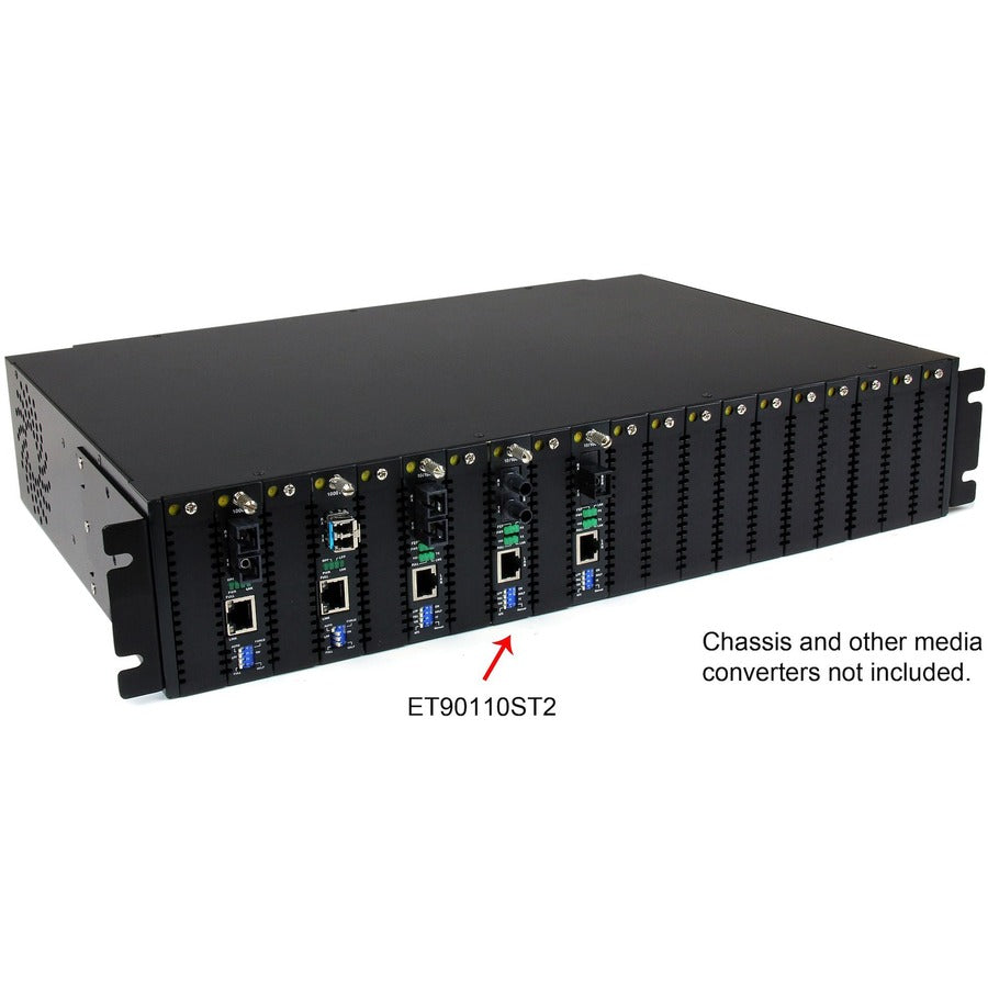 Convertisseur de média fibre optique multimode 10/100 Mbps ST 2 km ET90110ST2 de StarTech.com