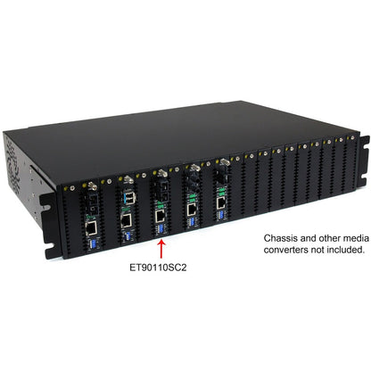 Convertisseur de média fibre optique multimode 10/100 Mbps SC 2 km ET90110SC2 de StarTech.com