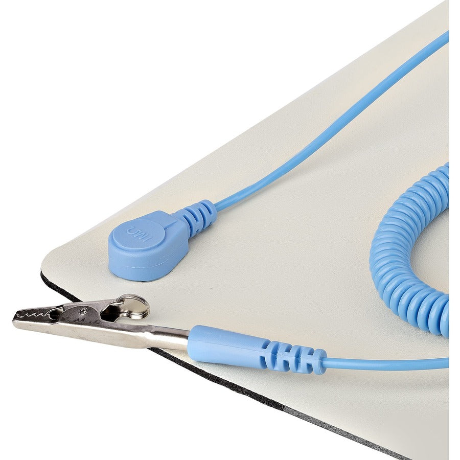 StarTech.com Tapis antistatique 28 x 45 cm, tapis ESD pour réparation électronique sur tables ou bureaux, tapis de travail flexible, fil de terre détachable SM-ANTI-STATIC-MAT
