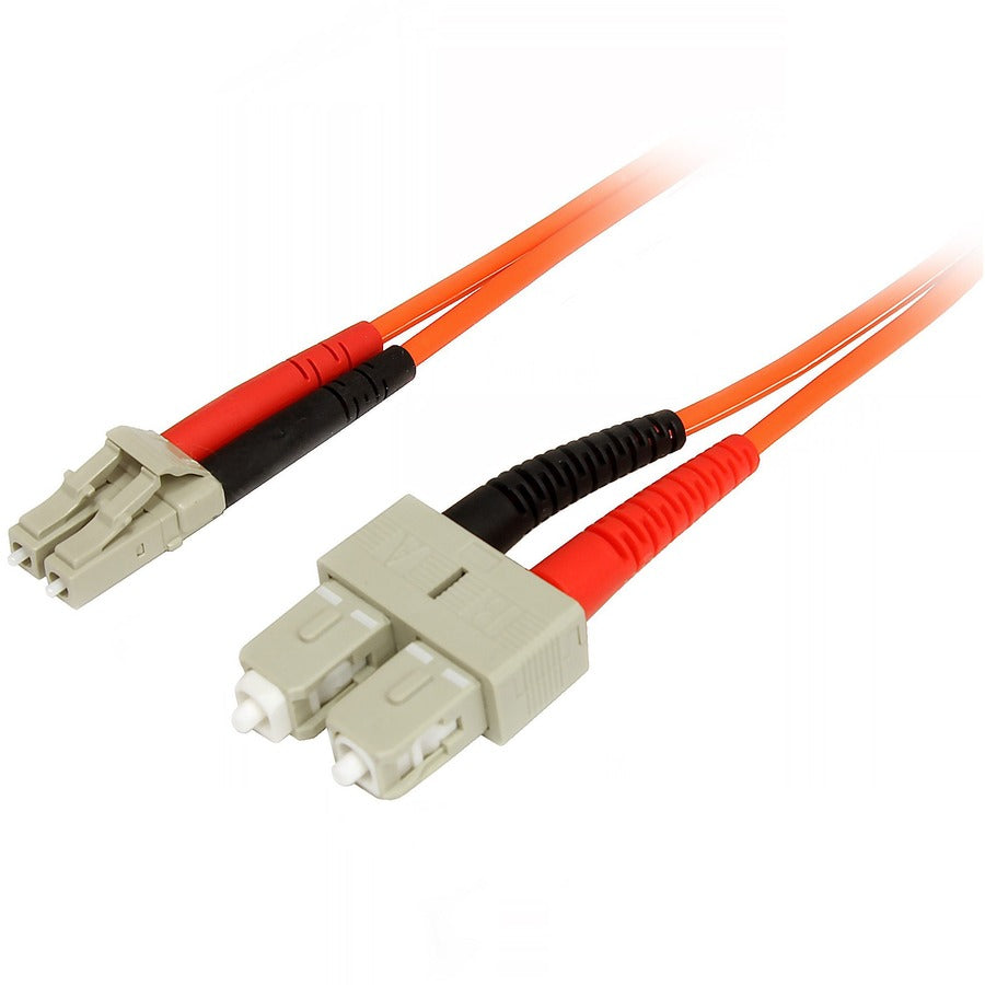 Câble à fibre optique StarTech.com de 2 m - Multimode Duplex 50/125 - Cordon de raccordement à fibre optique LSZH - LC/SC 50FIBLCSC2