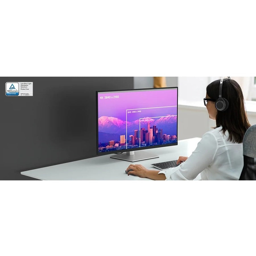 Moniteur LCD LED UHD 4K Dell P3222QE 31,5" - 16:9 DELL-P3222QE