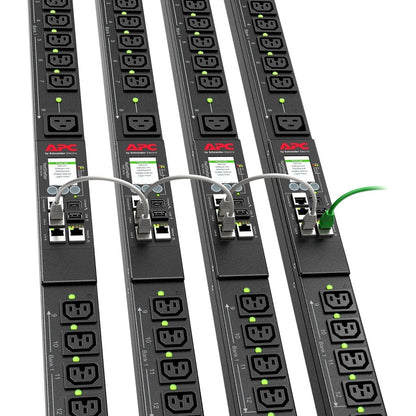 Unité de distribution d'alimentation à 24 prises APC by Schneider Electric NetShelter 9000 APDU9941