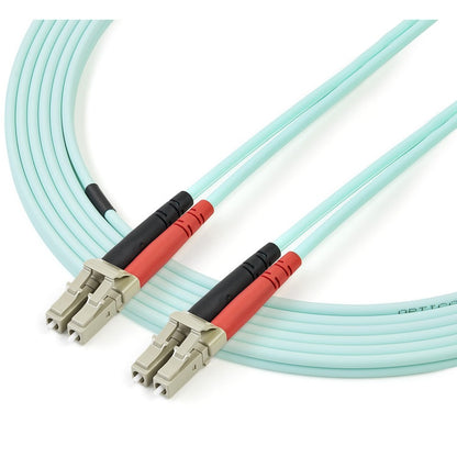StarTech.com Câble à fibre optique multimode LC/UPC vers LC/UPC OM3 de 2 m (6 pi), duplex intégral 50/125 Zipcord, 100 G, cordon de raccordement à fibre optique LSZH A50FBLCLC2