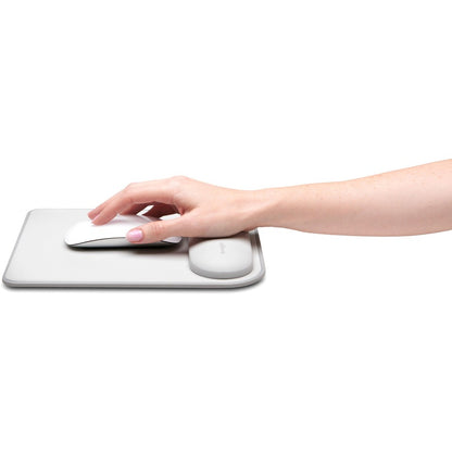 Tapis de souris repose-poignet Kensington ErgoSoft pour souris standard K50437WW